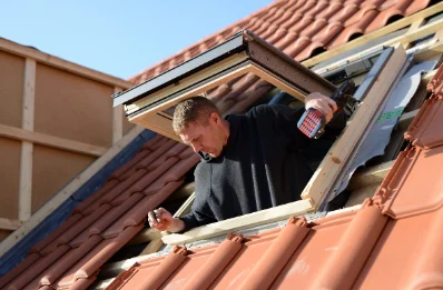 Pose de fenêtres de toit Velux à Lavoine